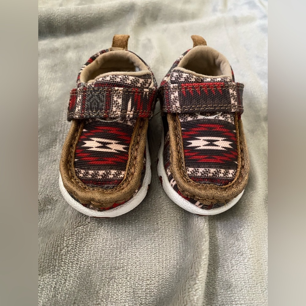 Twisted x infant shoes size 3m